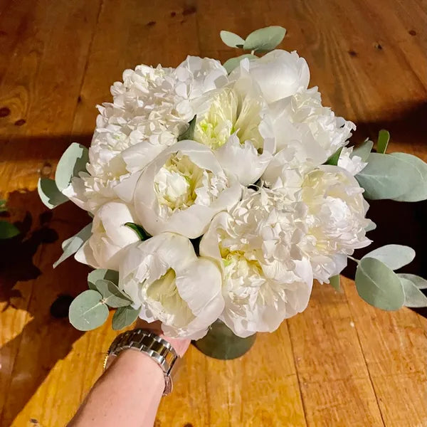 Bouquet de Mariée Blanc/vert Pivoines