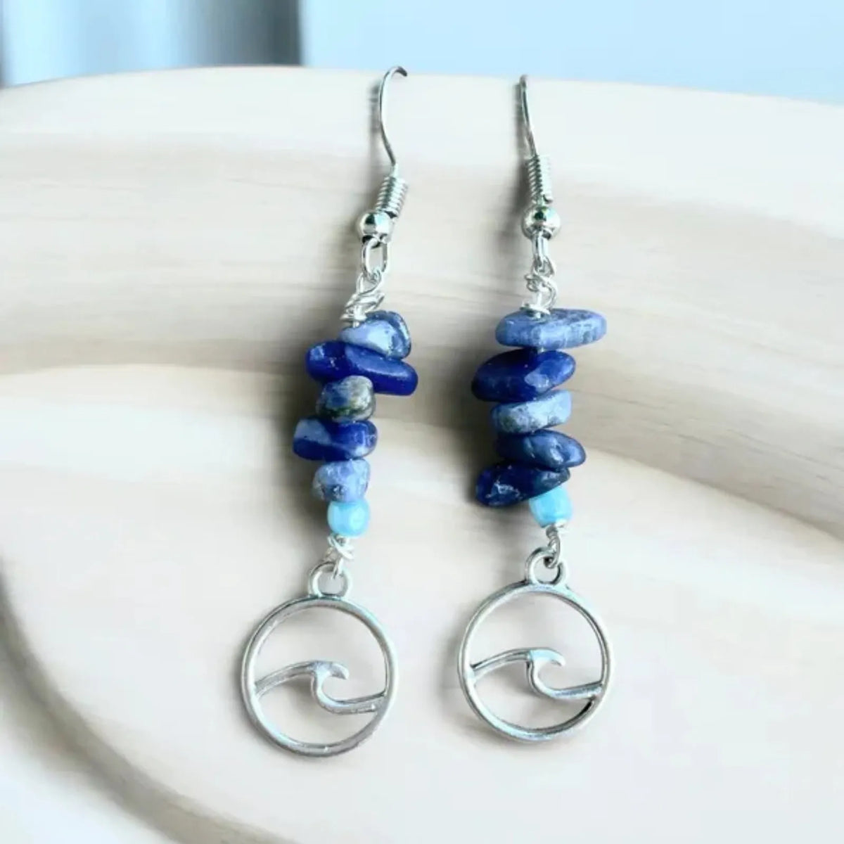 Boucles d'Oreilles, Pierres naturelles Lapis Lazuli et vague, cadeaux, pour oreilles percées