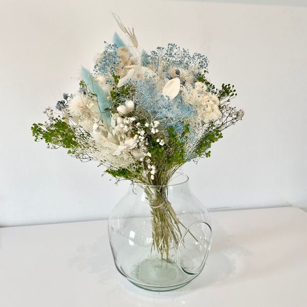 Bouquet de fleurs séchées, fleurs séchées pastel bleu, fleurs séchées, bouquet, chaton et monsieur ours, biarritz, France