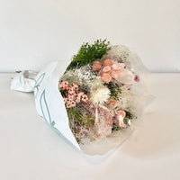 Bouquet de fleurs séchées, fleurs séchées pastel rose, fleurs séchées, bouquet, chaton et monsieur ours, biarritz, France